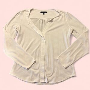 Banana Republic White Long Sleeve V-Neck Blouse | Size M